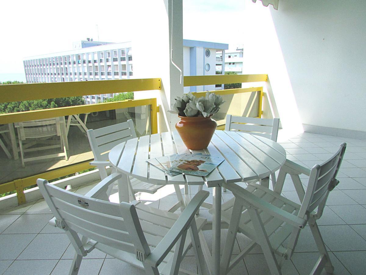 Solarium Apartment Bibione Exterior photo